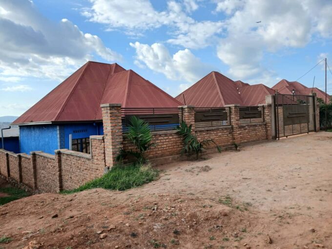 house for sale in NYAKARIRO