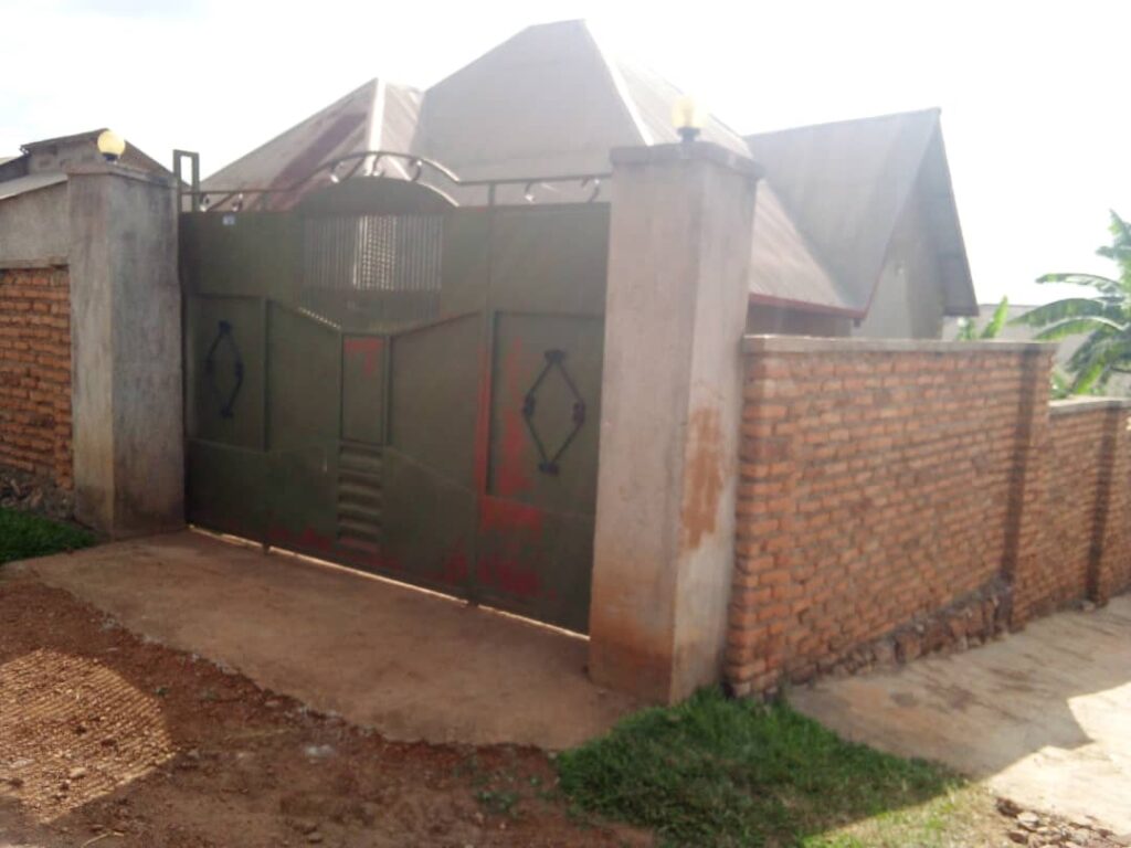 house for sale in NYAKARIRO