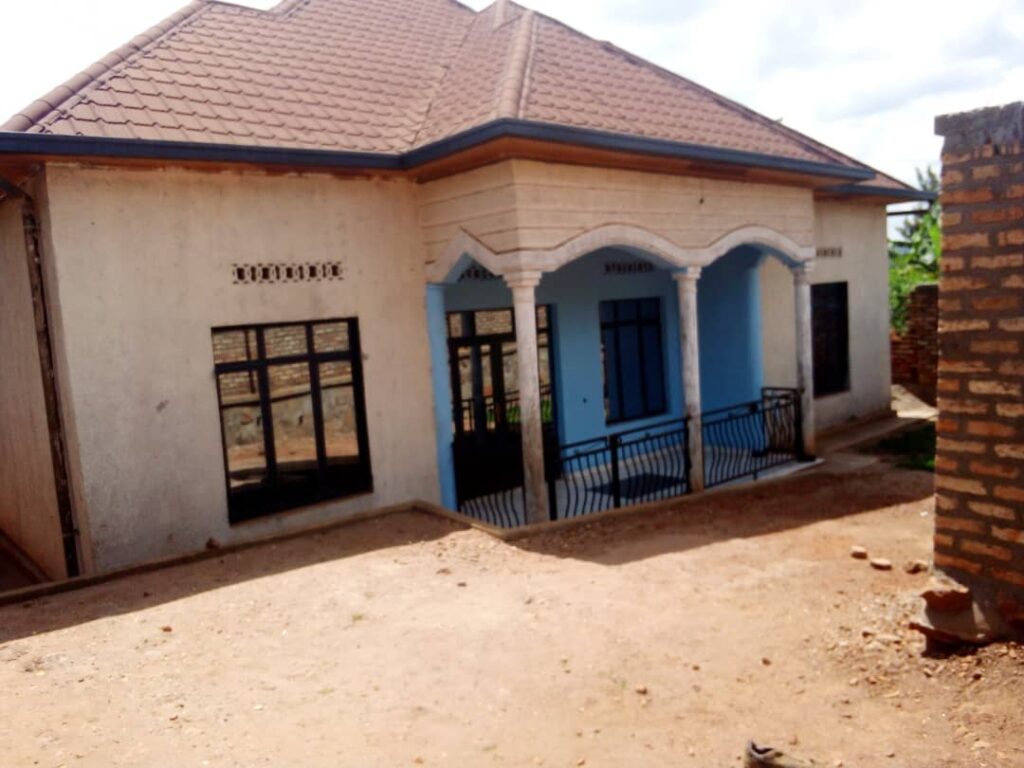 House for sale at NYAKARIRO ( Nearby ADPR)